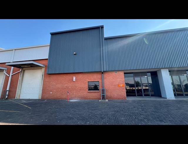 793M² WAREHOUSE TO LET IN LONGLAKE